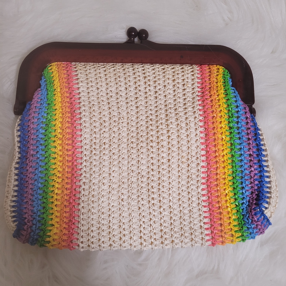 Vtg 70s Rainbow Raffia Kisslock Clutch